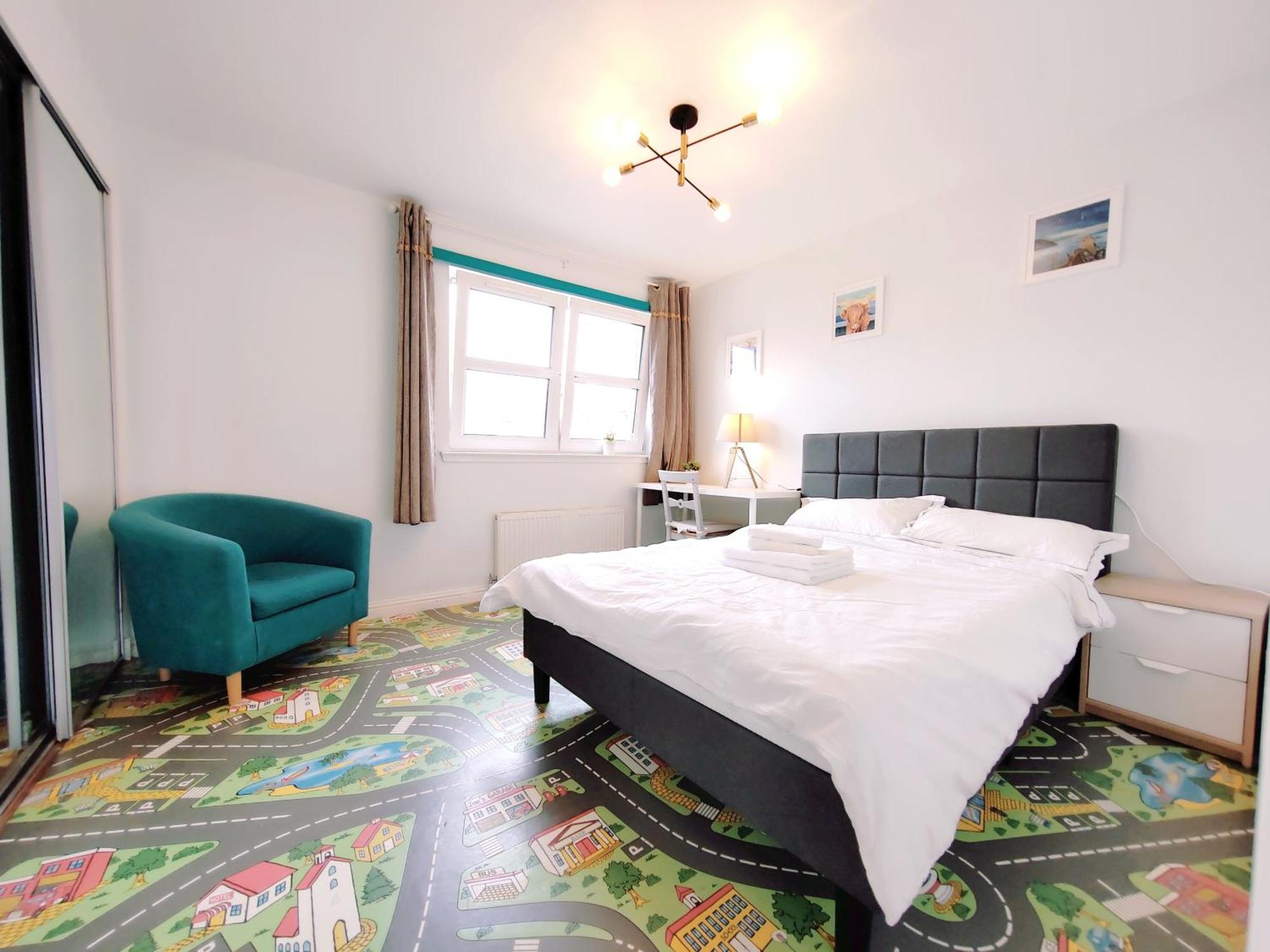 Modern And Spacious Double&King Bedrooms Both With Private Bathrooms 에든버러 외부 사진